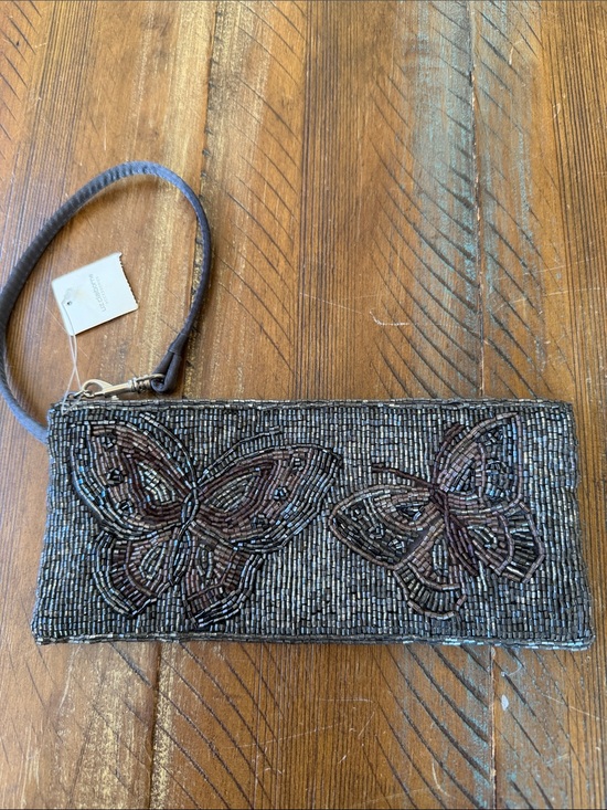 Liz Claiborne Handbags - Women’s Vintage Liz Claiborne Beaded Bag Butterfly Wristlet Clutch New NWT